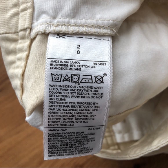 GAP 3” Chino Boat Short Anchorage Cream - Picture 8 of 9